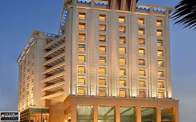 Sarovar Grand Hometel